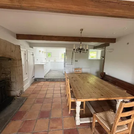 Prior Hall Farm - 3 Bedroom Luxury In Center Of Nyaraló *