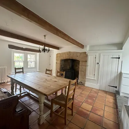 Prior Hall Farm - 3 Bedroom Luxury In Center Of *